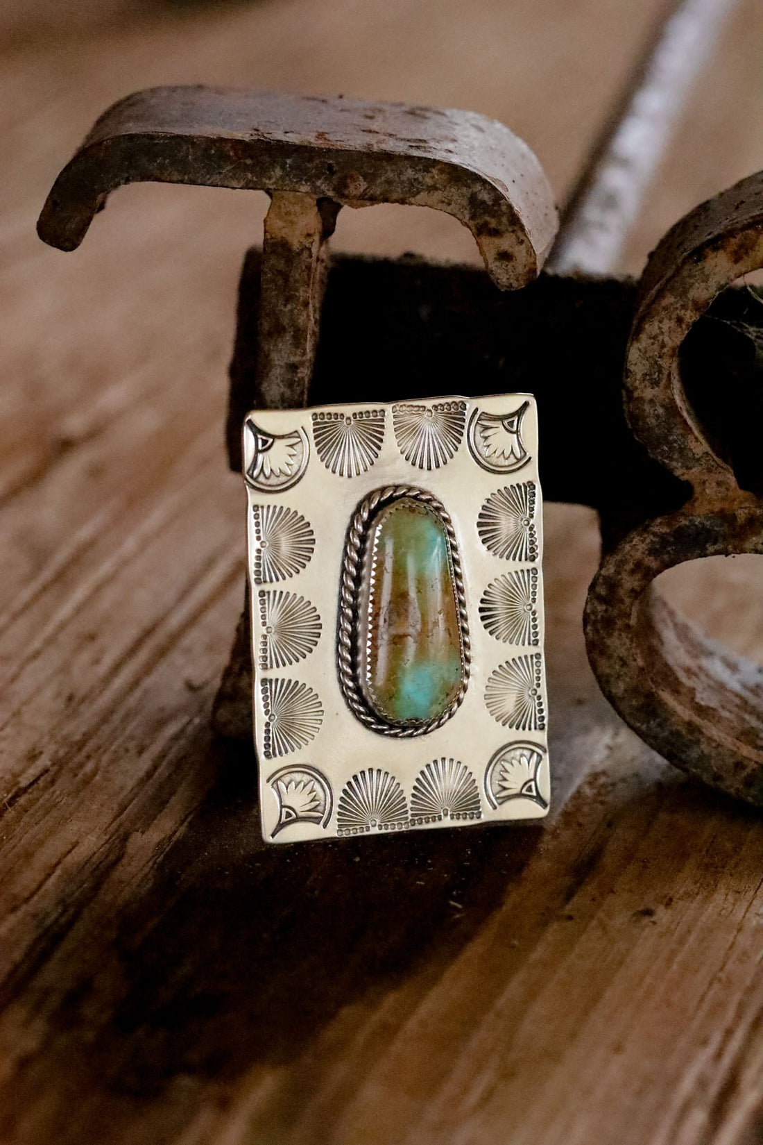 Carico Lake Scalloped Ring
