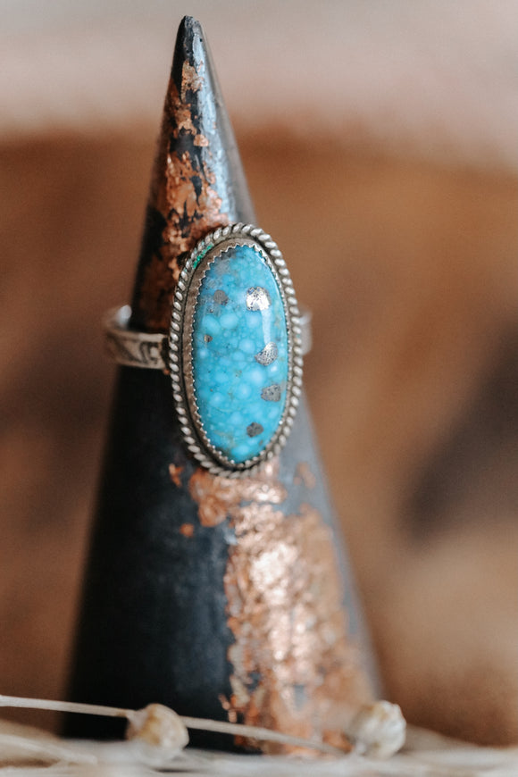 Kingman Oval Turquoise Ring